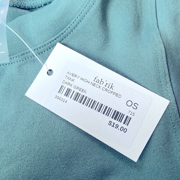 High Neck Cropped Tank - Picture 3 of 4